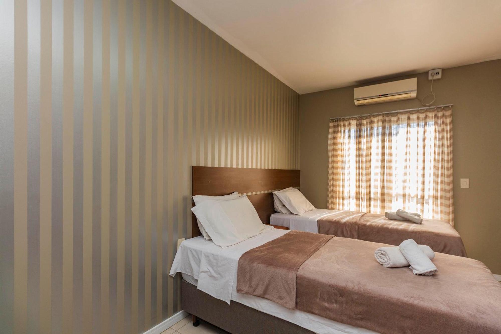 Hotel Morada Del Este Canoas  Extérieur photo